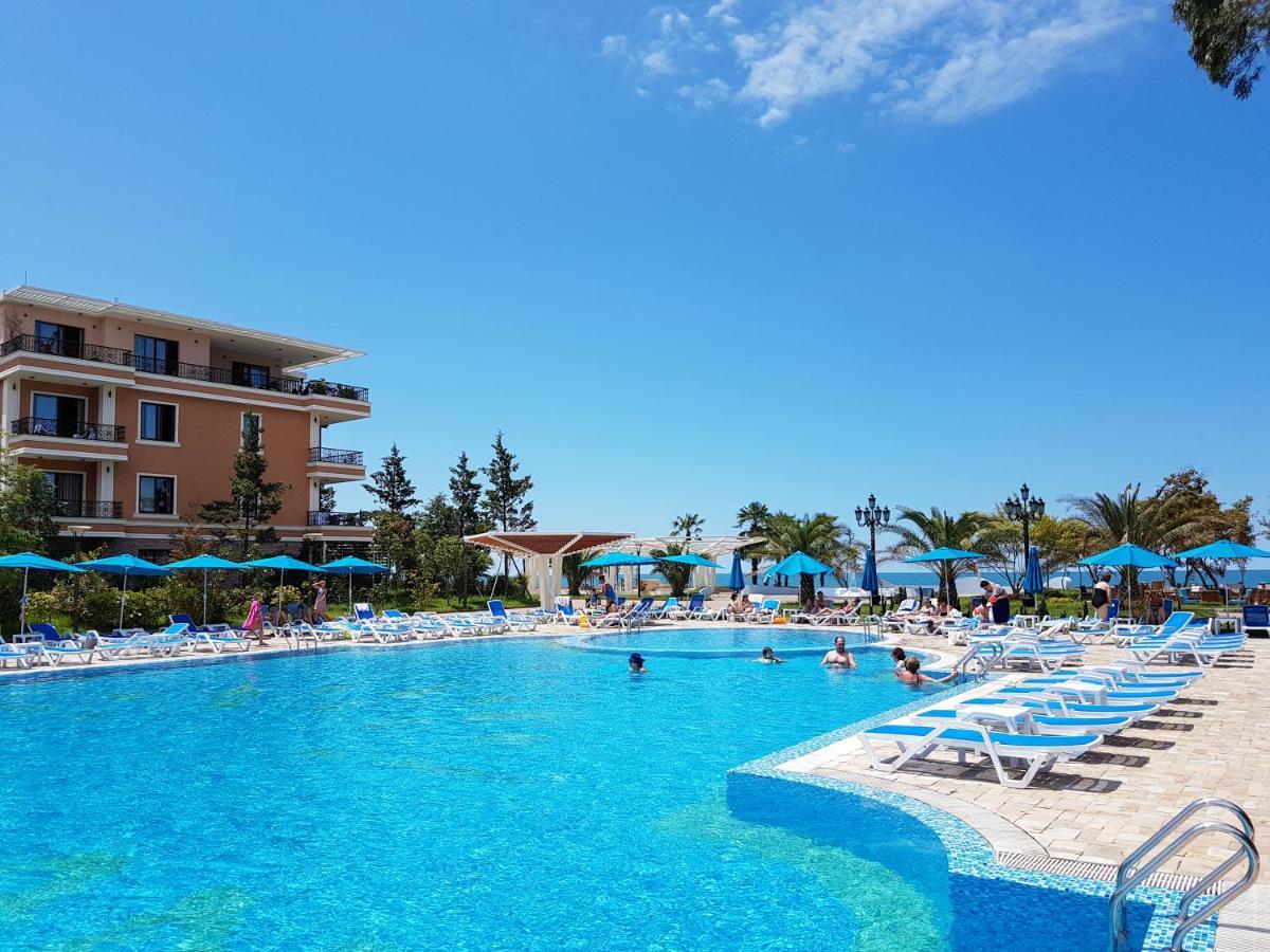חאקבי Luxury Dreamland Oasis Apartments מראה חיצוני תמונה