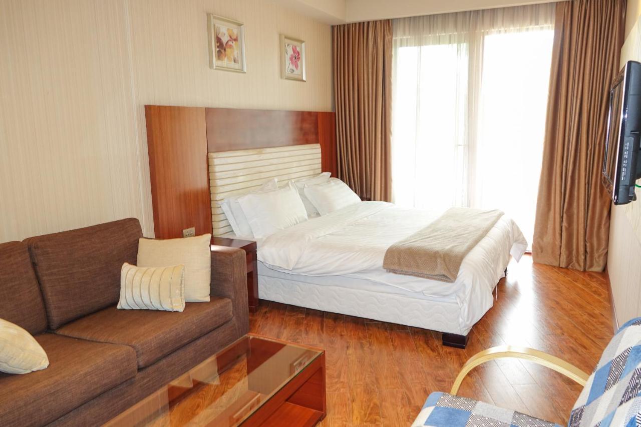 חאקבי Luxury Dreamland Oasis Apartments מראה חיצוני תמונה