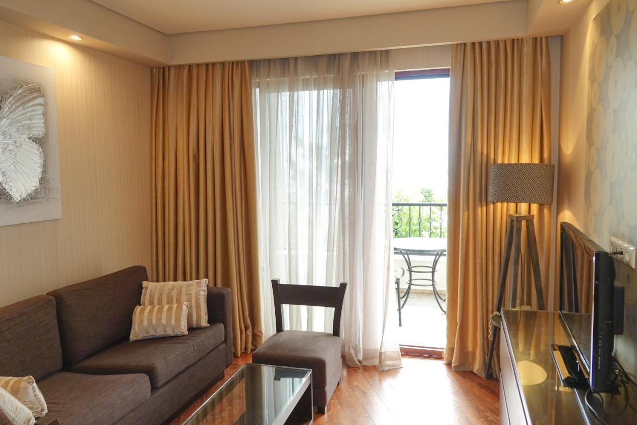 חאקבי Luxury Dreamland Oasis Apartments מראה חיצוני תמונה