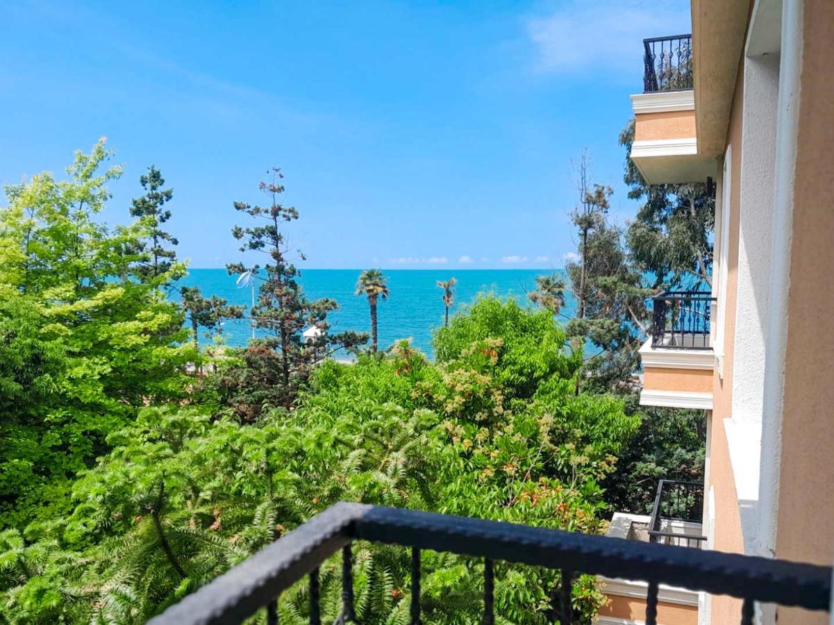 חאקבי Luxury Dreamland Oasis Apartments מראה חיצוני תמונה