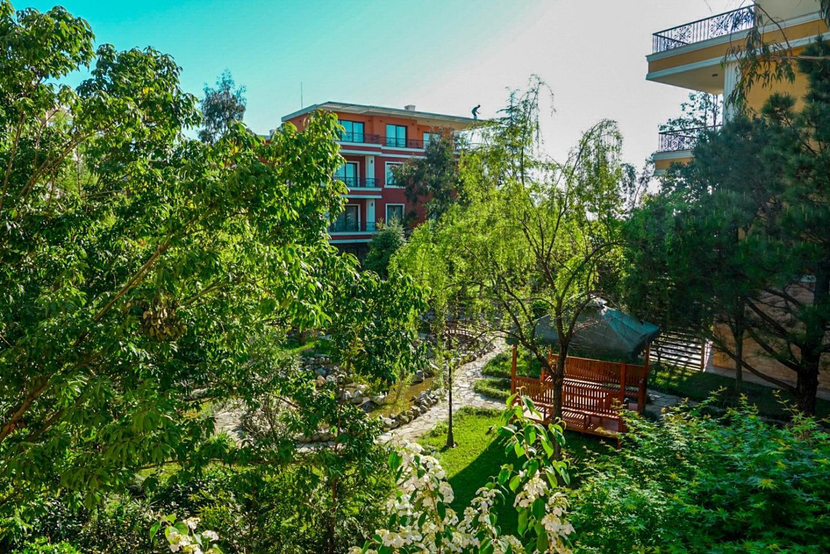 חאקבי Luxury Dreamland Oasis Apartments מראה חיצוני תמונה