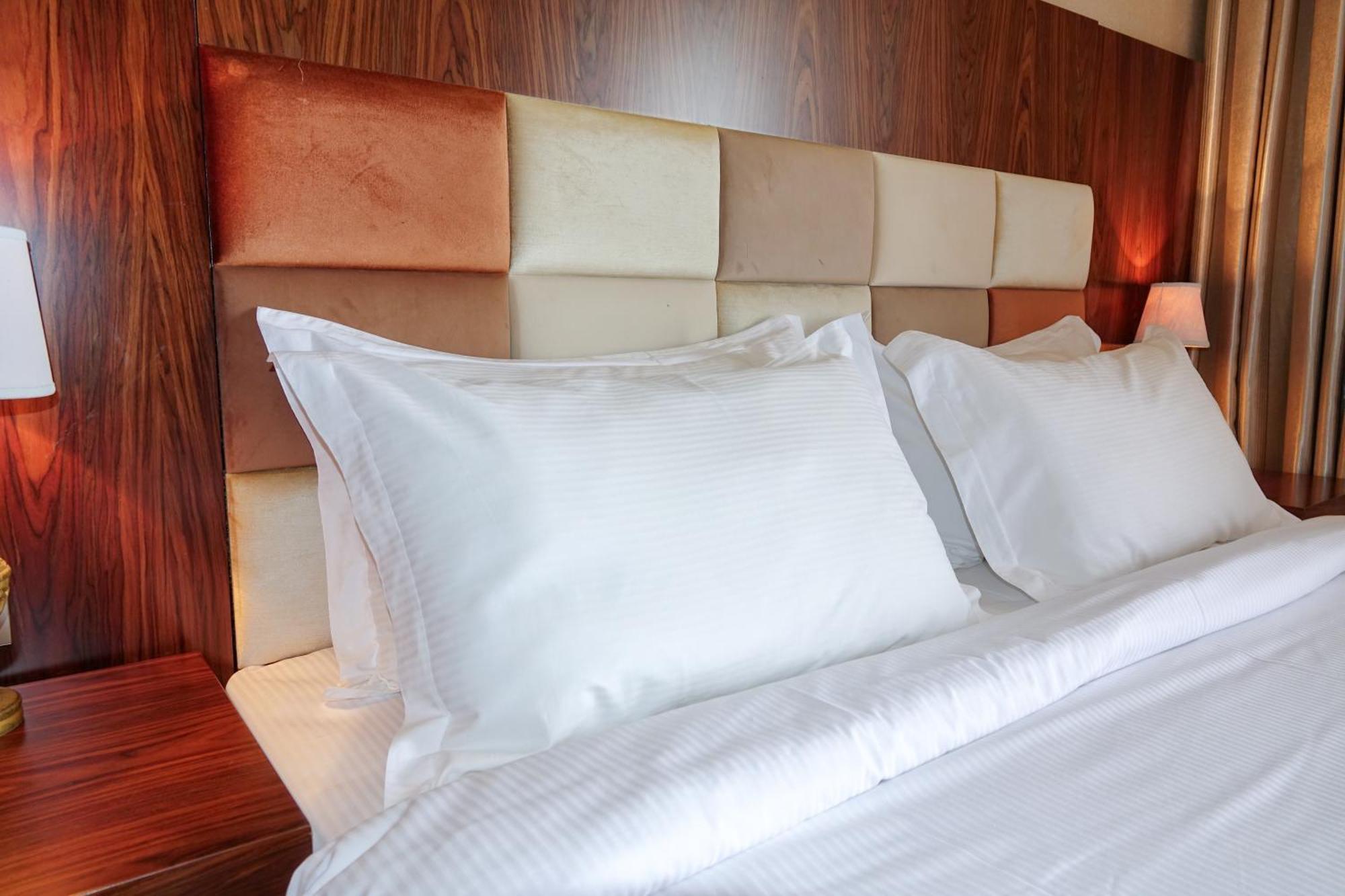 חאקבי Luxury Dreamland Oasis Apartments מראה חיצוני תמונה