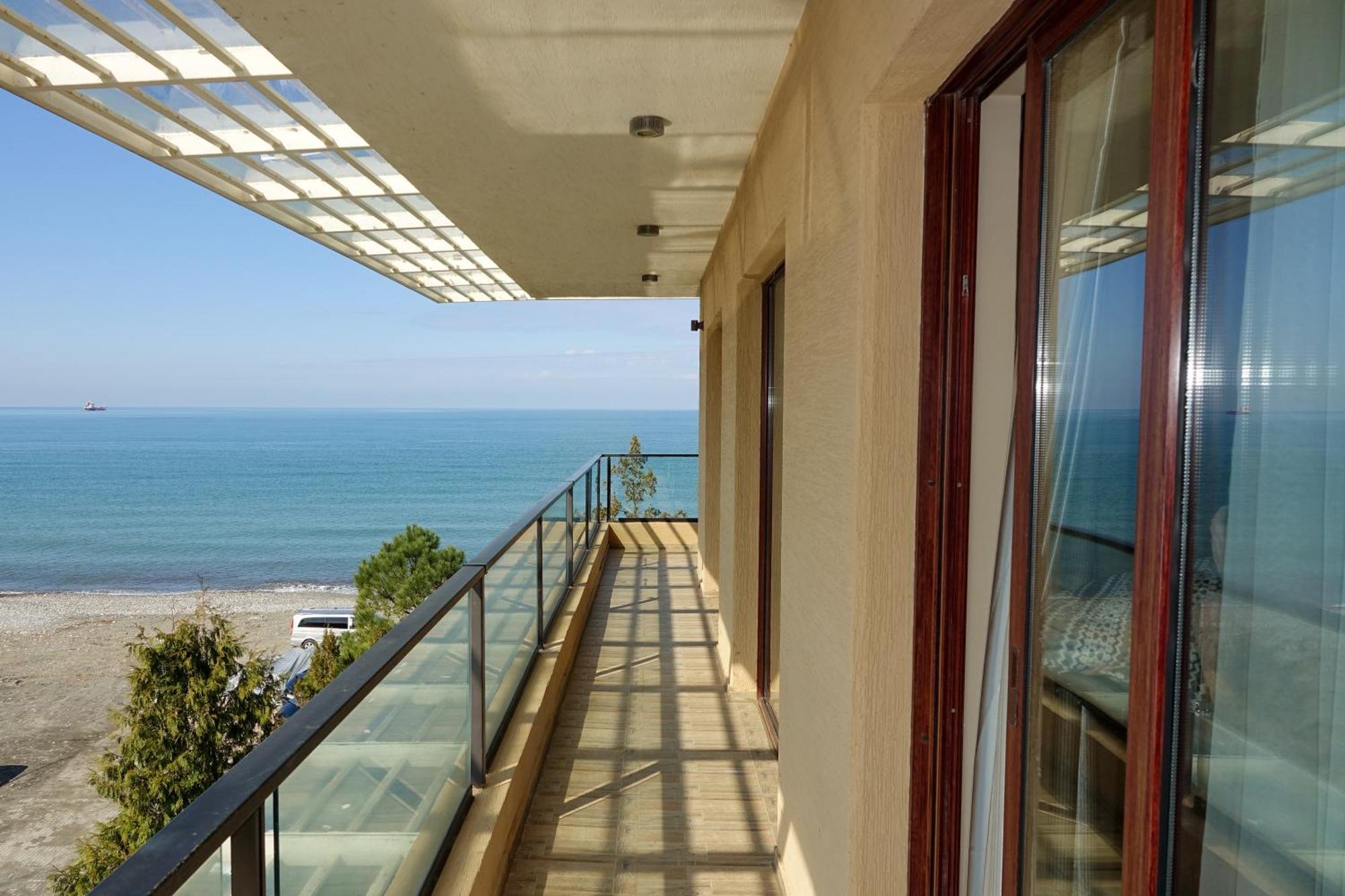 חאקבי Luxury Dreamland Oasis Apartments מראה חיצוני תמונה